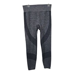 Victoria’s Secret PINK Active Leggings Women’s Size Large Gray Black Undertones